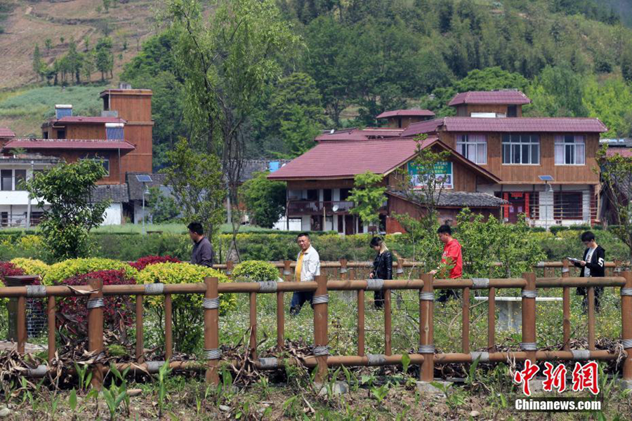Пятая годовщина землетрясения в уезде Лушань: новый облик древнего поселка Лунмэнь