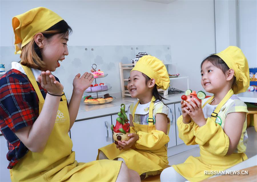 В Китае отмечают к Всемирный день улыбки