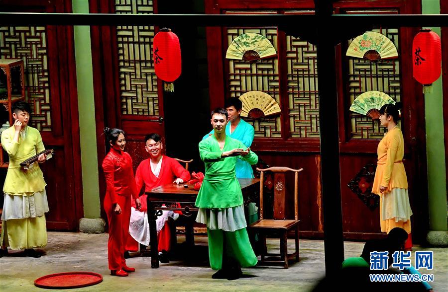 Спектакль под открытым небом "Впечатления: чай "Дахунпао"" посмотрели 4,5 млн зрителей
