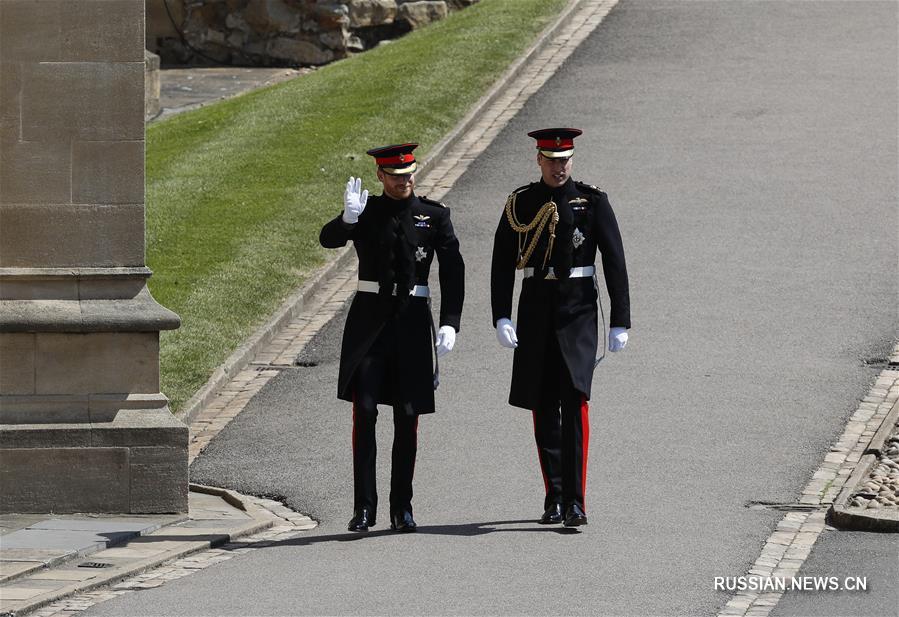 Британский принц Гарри и американская актриса Меган Маркл в субботу стали мужем и женой. Их свадьба прошла в Виндзорском замке.