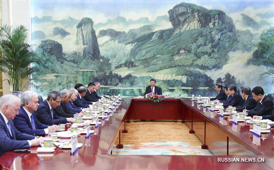Си Цзиньпин встретился с главами зарубежных делегаций, прибывших на 13-е заседание секретарей Советов безопасности стран-членов ШОС