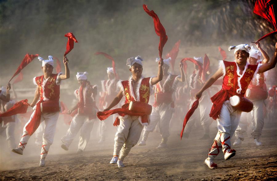 Аньсайский танец с яогу