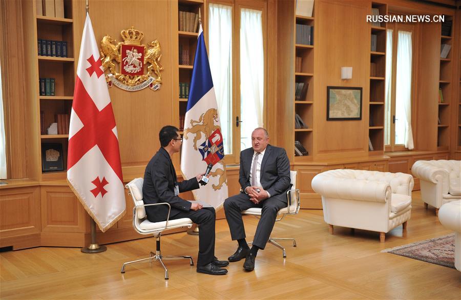 Эксклюзив: Сотрудничество Грузии с Китаем очень важно и полезно - президент
