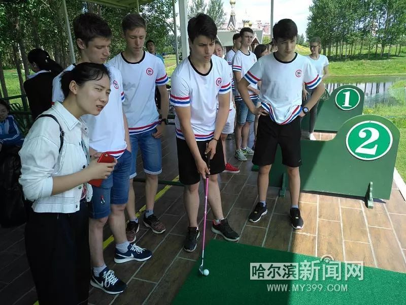 Китайско-российский союз средних школ открыл спортивный лагерь