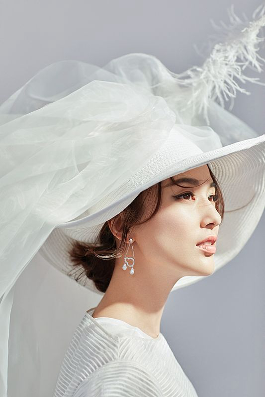 Модная фотосессия Хуан Шэнъи