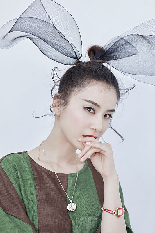 Модная фотосессия Хуан Шэнъи