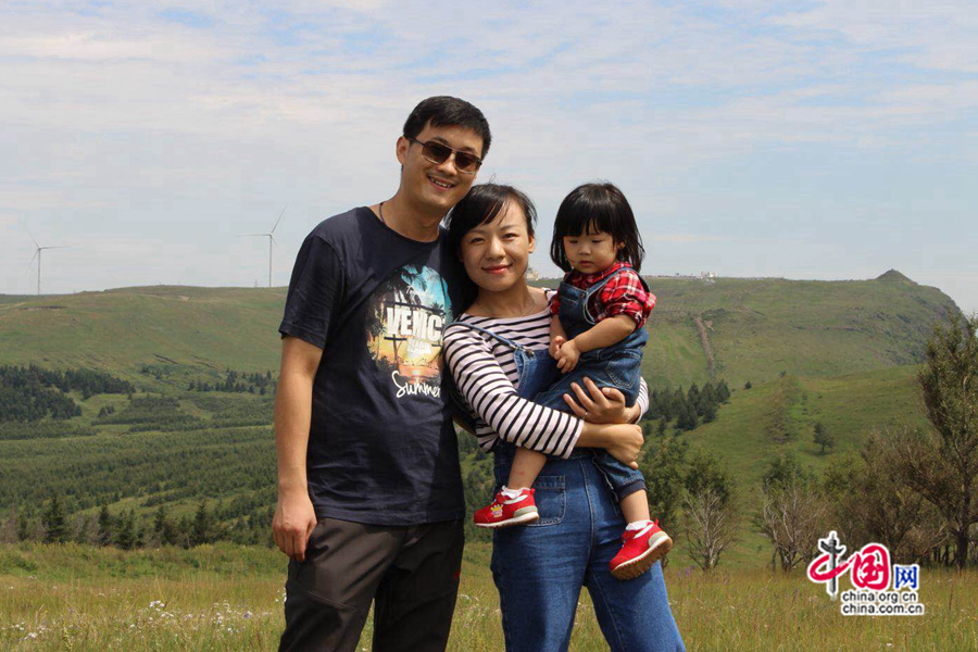 В августе 2016 года семья Сюй Хэн отправилась путешествовать на автомобиле в степную область провинции Хэбэй (фото предоставлено интервьюируемым).