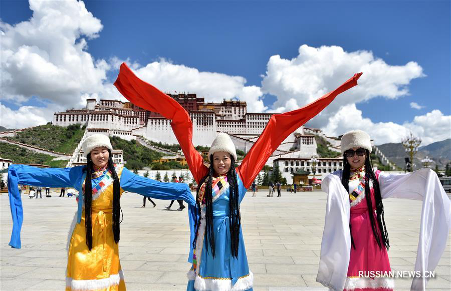 На Тибете наступает пик туристического сезона