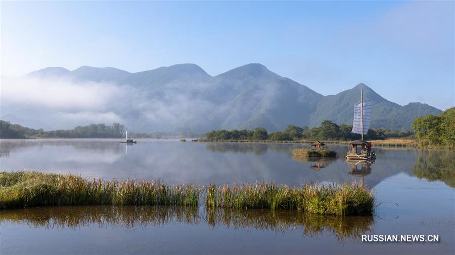 Утренний туман над озерами Дацзюху