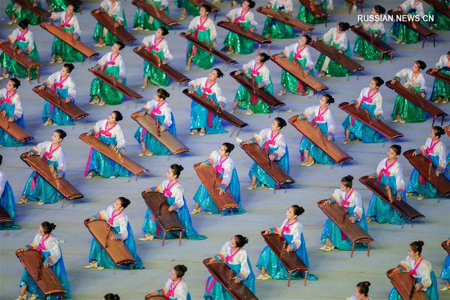 Большой спортивно-художественный концерт "Блистательная Родина" в Пхеньяне