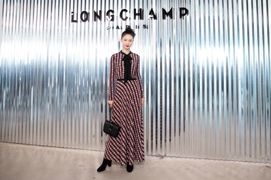 Красивая актриса Цзинь Чэнь на Неделе моды в Нью-Йорке