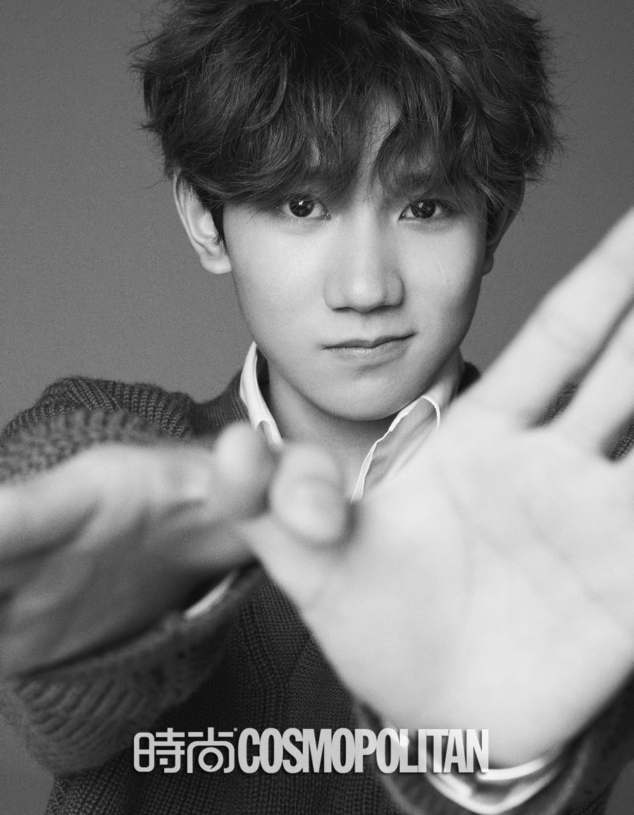 Талантливый актер и певец Ван Юань снялся для модного журнала