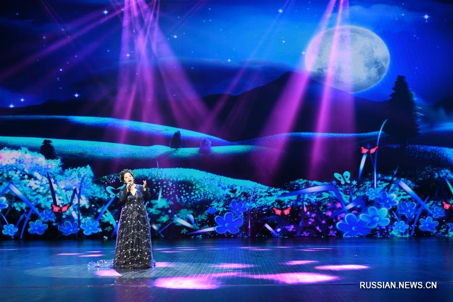 Концерт в честь предстоящего праздника Середины осени на северо-западе Китая