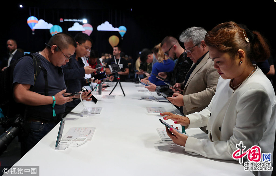 16 октября по местному времени, в Лондоне (Великобритания) компания Huawei провела презентацию новой серии смартфонов Mate 20. 