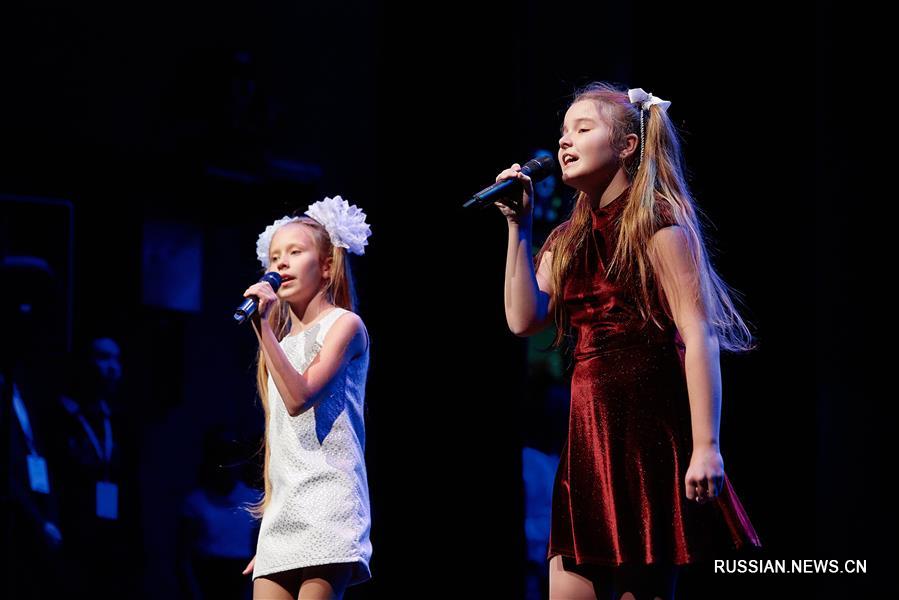Конкурс песни среди китайских и российских студентов прошел на днях во Владивостоке. 