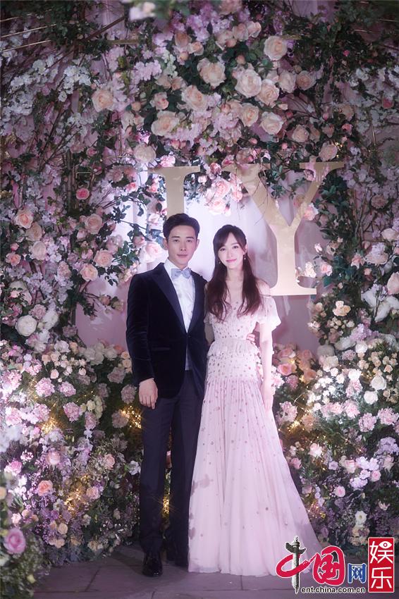 Свадебные фото Тан Янь и Ло Цзиня