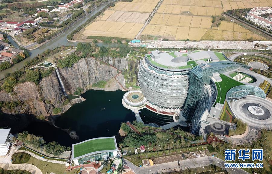 Шанхай: Заброшенная шахта превратилась в особый отель