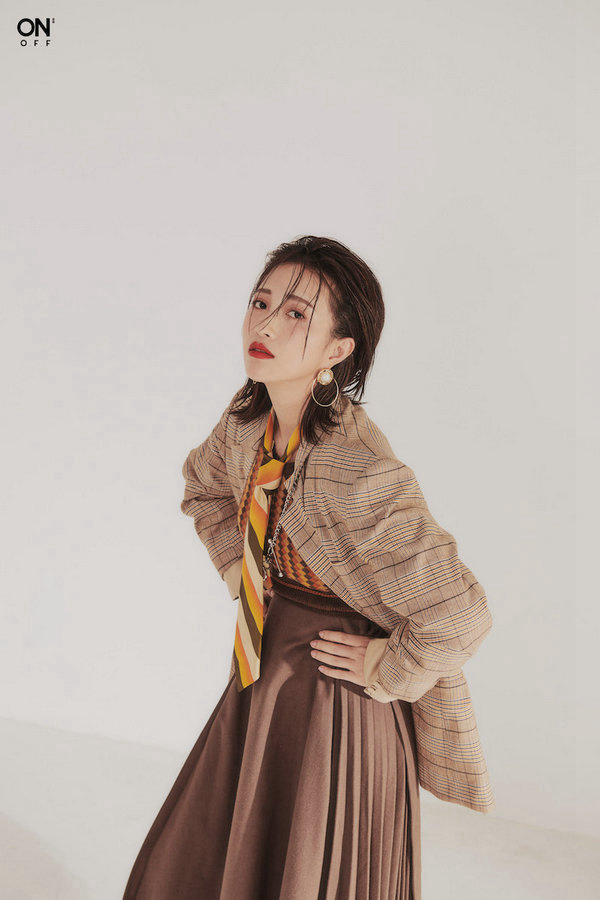 Модная фотосессия актрисы Бао Вэньцзин