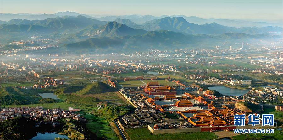 10 самых красивых городков Китая в 2018 году