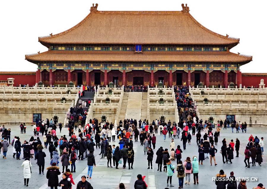 Пекинский музей Гугун, известный также как Запретный город, с начала этого года посетило рекордное число туристов -- 17 млн человек, сообщил музей. 