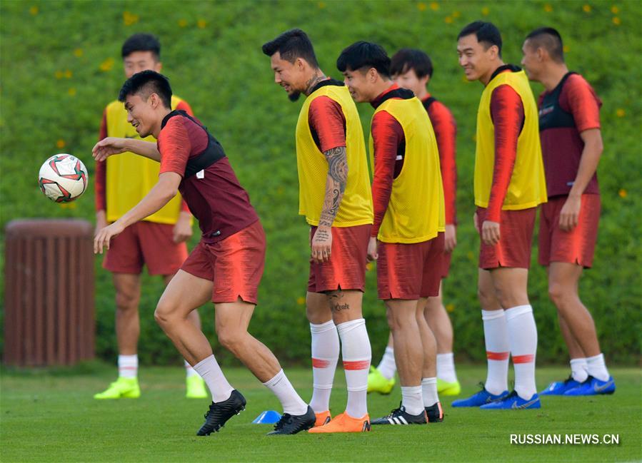 Китайская национальная мужская сборная проводит в катарской столице Дохе подготовку к Чемпионату Азии по футболу, который пройдет в начале 2019 года в ОАЭ.
