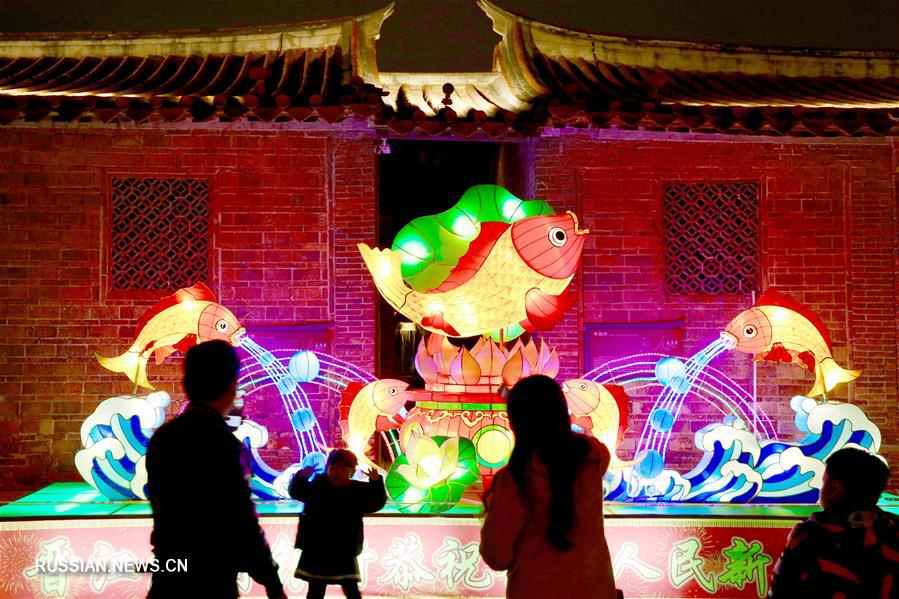 Красочные кварталы фонарей в провинции Фуцзянь