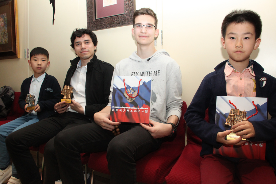 В Российском культурном центре в Пекине состоялось мероприятие, посвященное Масленице и Международному женскому дню