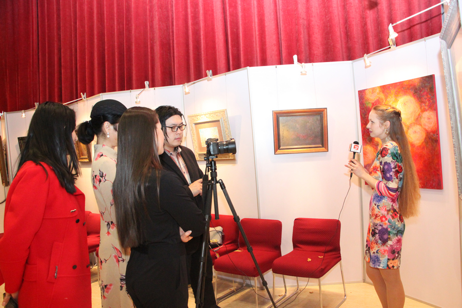 В Российском культурном центре в Пекине состоялось мероприятие, посвященное Масленице и Международному женскому дню