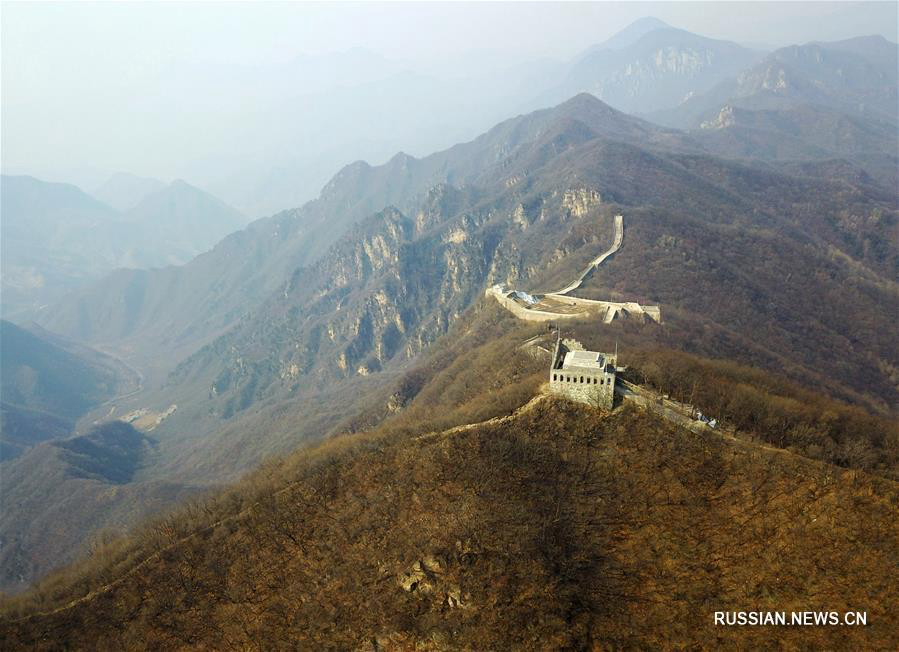 Башня Цзюяньлоу -- жемчужина Великой Китайской стены 