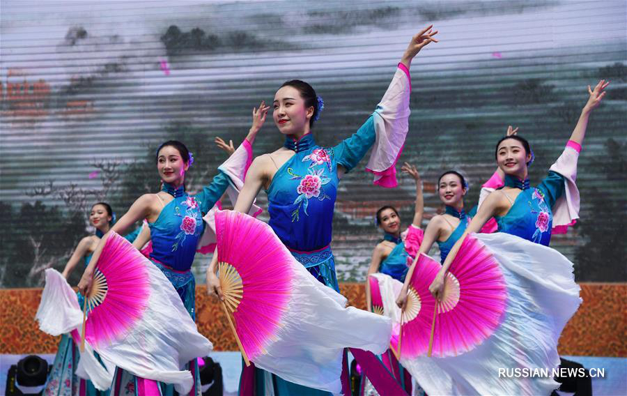 На садово-парковом ЭКСПО в Пекине прошел "День Шанхая"