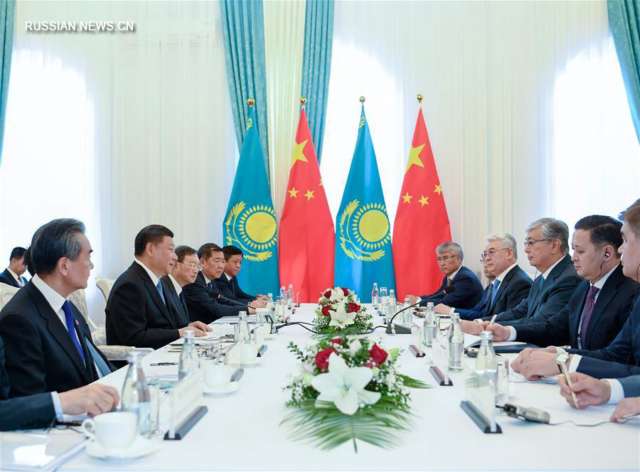 Си Цзиньпин встретился с президентом Казахстана К.-Ж. Токаевым 