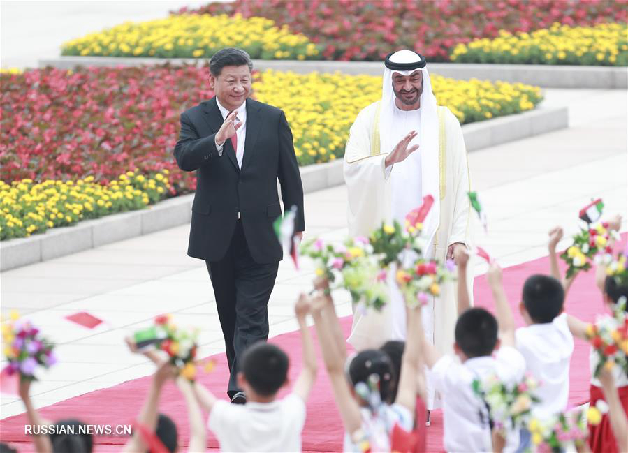 Си Цзиньпин провел переговоры с наследным принцем эмирата Абу-Даби ОАЭ