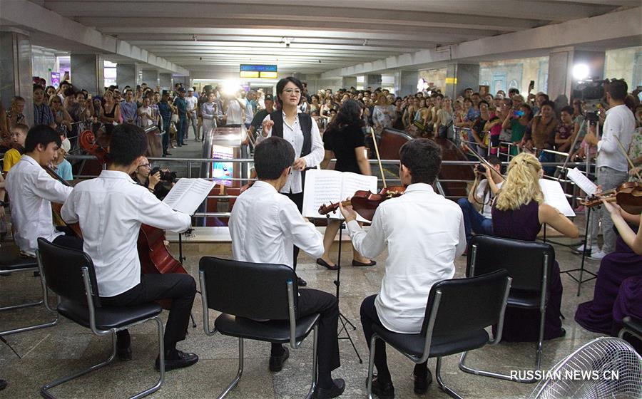 Концерт в ташкентском метро