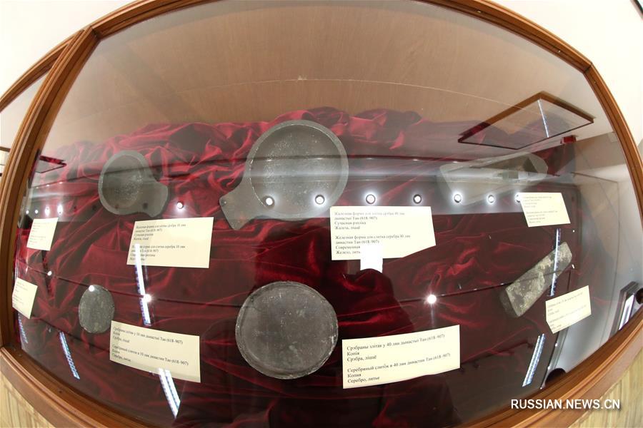 Выставка "Древние деньги Востока - серебро и бумага" открылась в Национальном историческом музее Беларуси