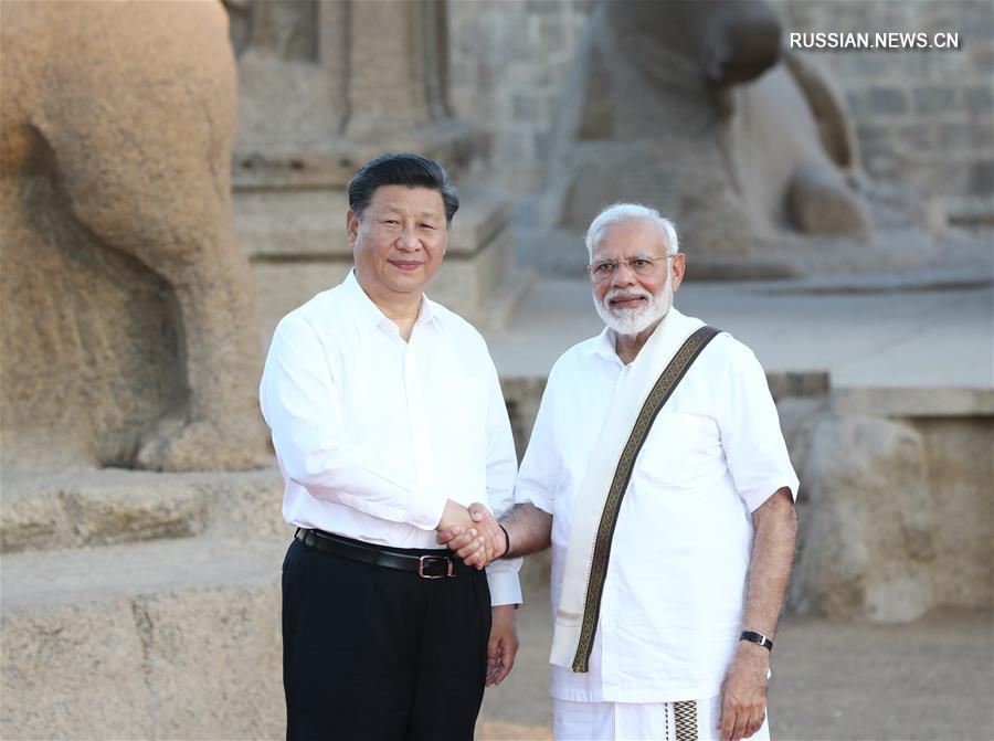 Си Цзиньпин провел встречу с премьер-министром Индии Н. Моди