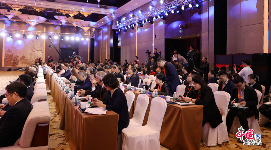 На фото: на церемонии открытия 3-го китайско-российского форума новых медиа.