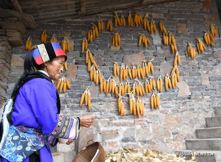 Все прелести жизни в старинной деревне в провинции Юньнань 