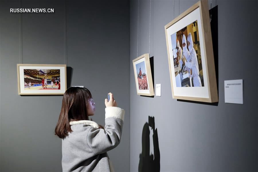 В Пекине открылась памятная выставка по случаю 70-летия установления дипотношений между КНР и КНДР 