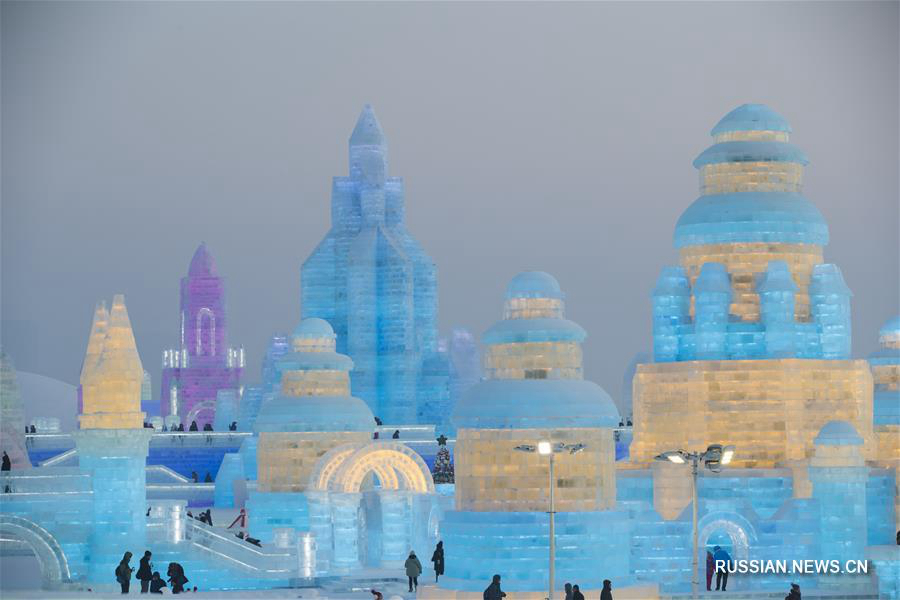 Открытие 36-го Харбинского международного фестиваля льда и снега 