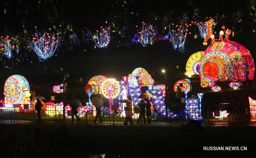В Наньтуне открылась предновогодняя Цзыланская выставка фонарей 2020 