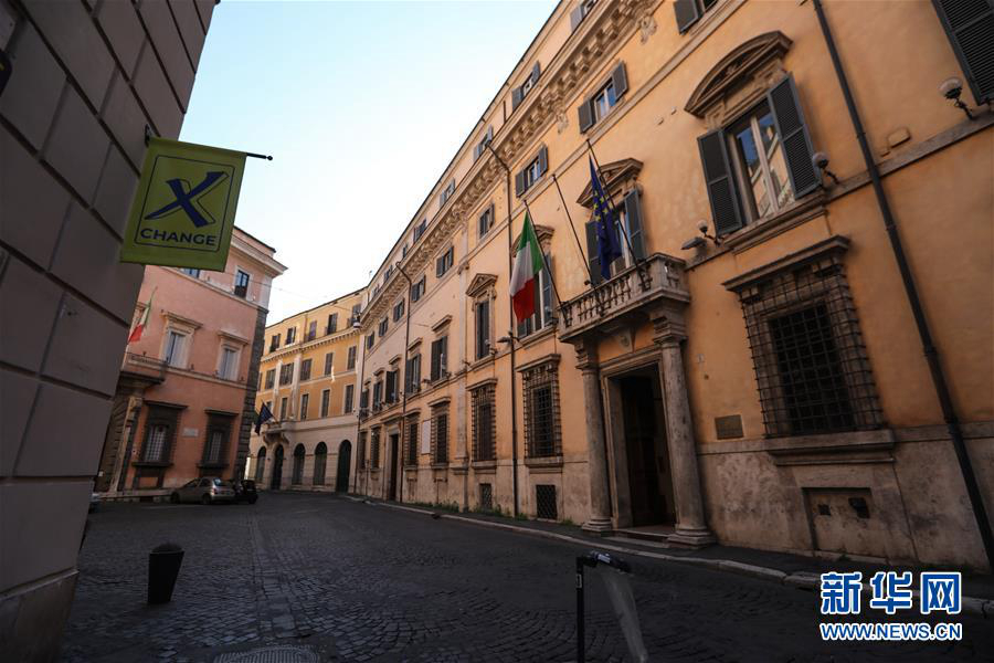 Пустой Рим во власти эпидемии COVID-19