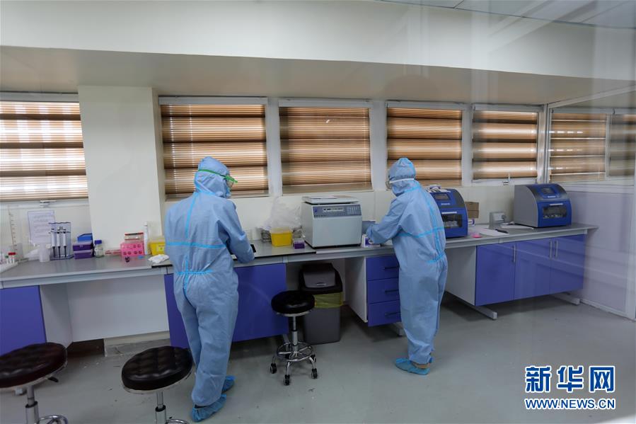Китай помог построить лабораторию для экстренного тестирования на вирус COVID-19 в Ираке