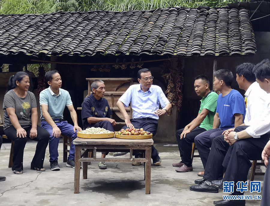 Ли Кэцян подчеркнул важность благосостояния людей, реформ и инноваций