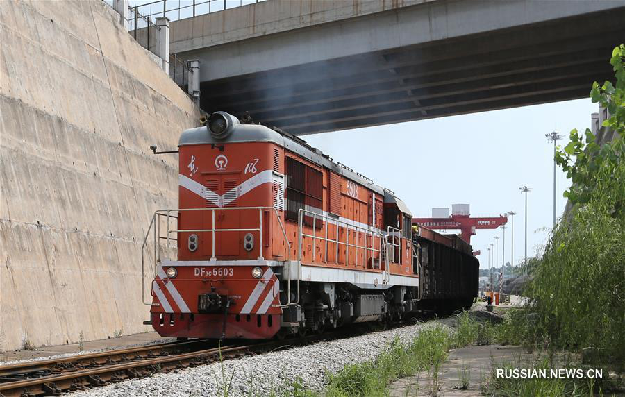 С начала года резко выросло количество грузовых поездов Китай-Европа 