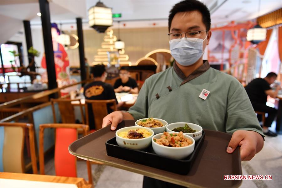 Китай говорит решительное "нет" расточительности в еде