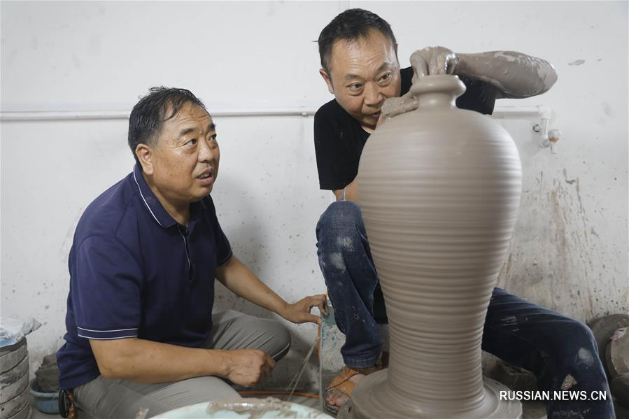 Развитие производства жучжоуского фарфора в уезда Баофэн 