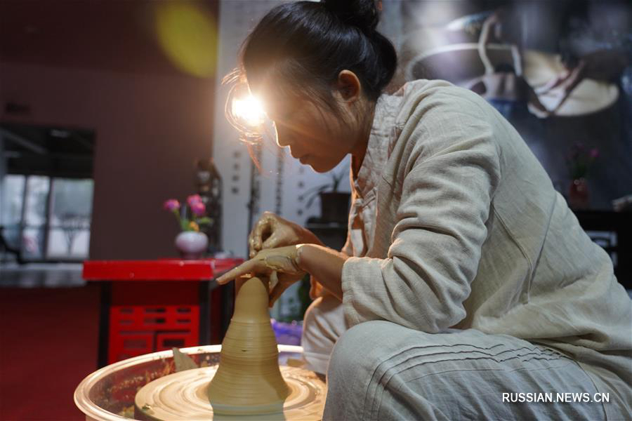 Открылась Цзиндэчжэньская международная выставка керамики 2020 