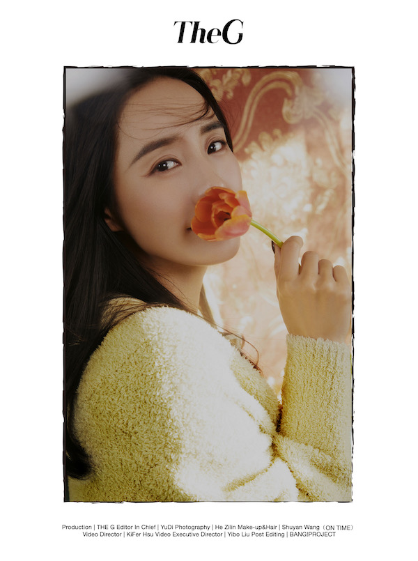 Ван Чжи попала на модный журнал