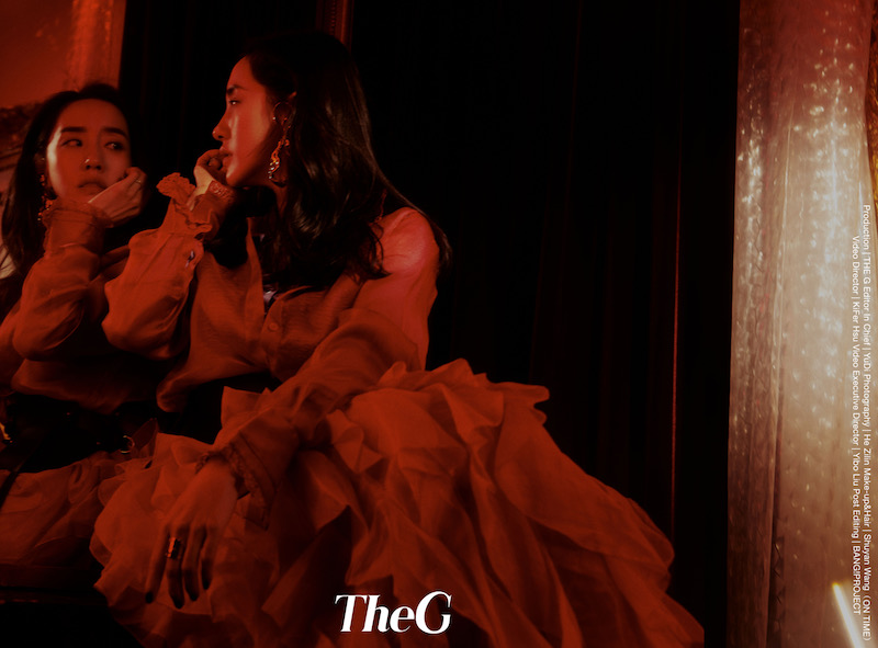 Ван Чжи попала на модный журнал