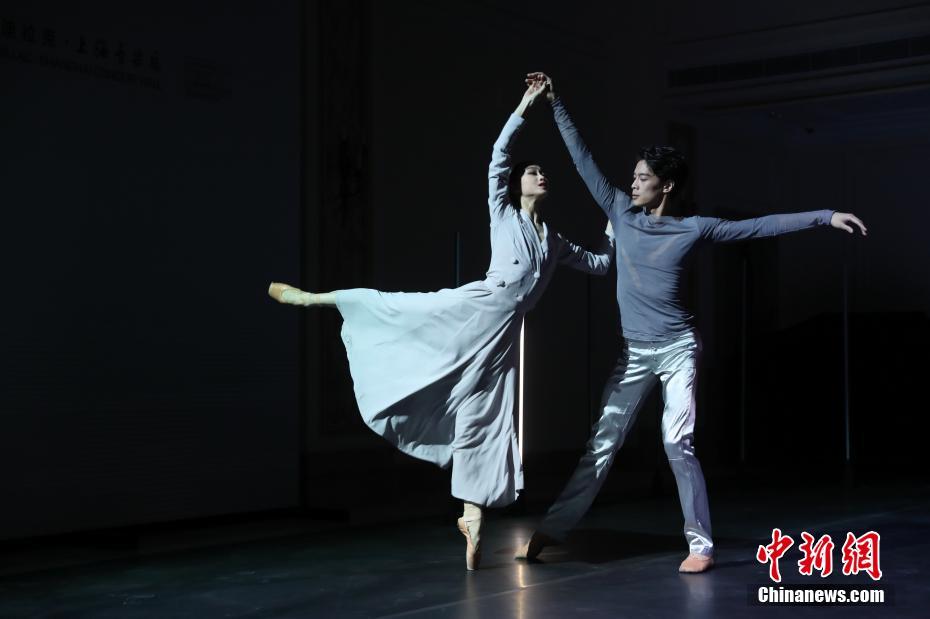 Иммерсивный балет “Трудно сказать до свидания” состоялся в Шанхае